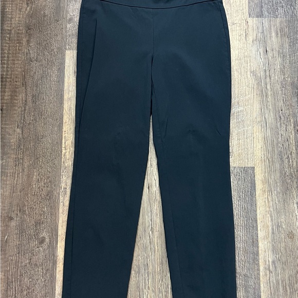 Navy Blue Harve Benard Stretch Capri Khakis Size 8 - Picture 3 of 5